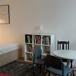 Central, Charming Studio For Up To 3 People In Historic Building