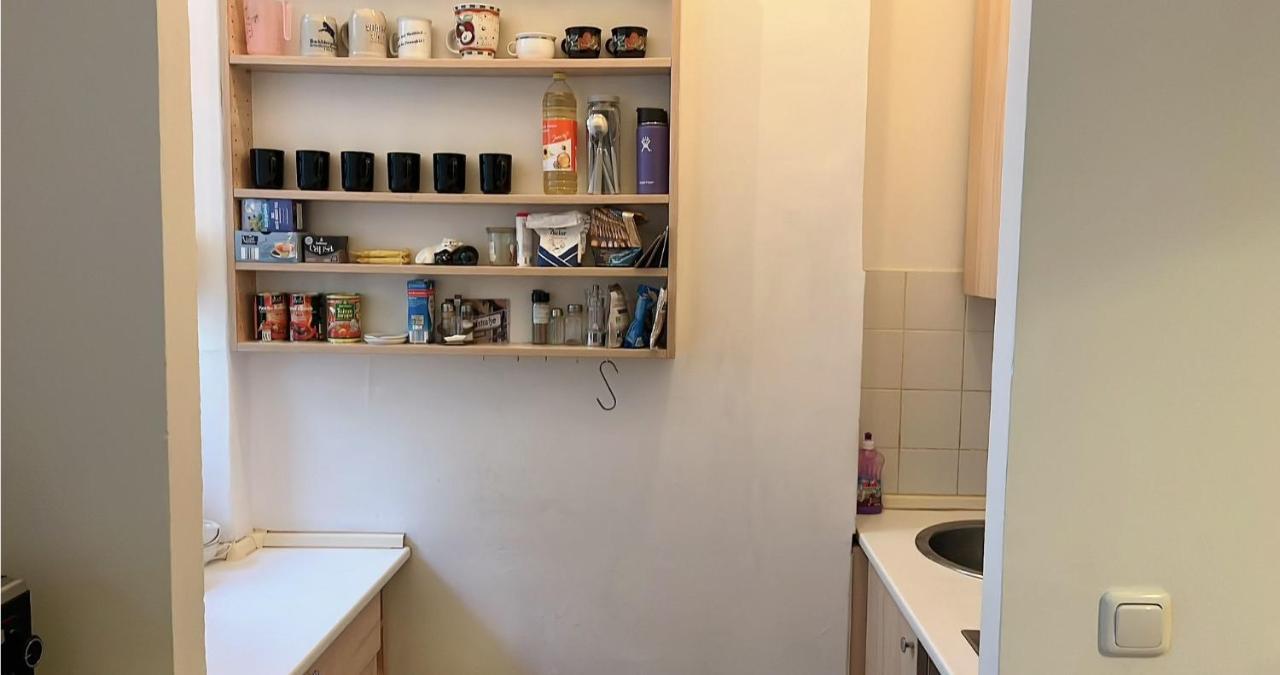 Central, Charming Studio For Up To 3 People In Historic Building Appartamento *